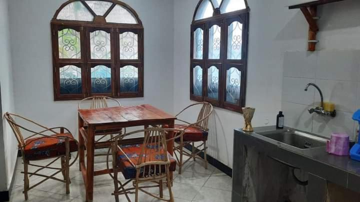 Marashi Villa ナングウィ エクステリア 写真